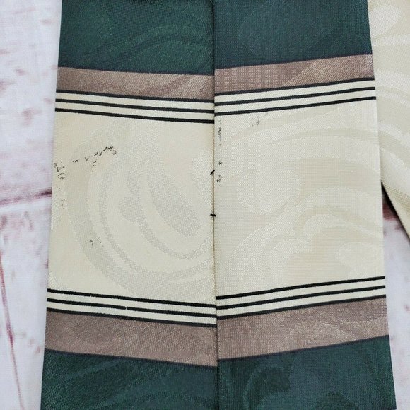 Christian Armand Men's Cream Green Abstract Design Rare Hand Made Necktie - Picture 8 of 12